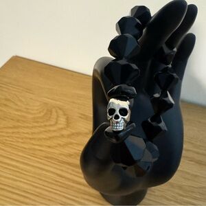 Vintage Elastic Beaded Bracelet Metal Antique Silver Skull and Black Beads